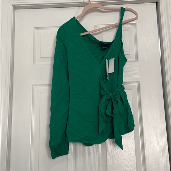 One Shoulder Wrap Blouse - Picture 3 of 3